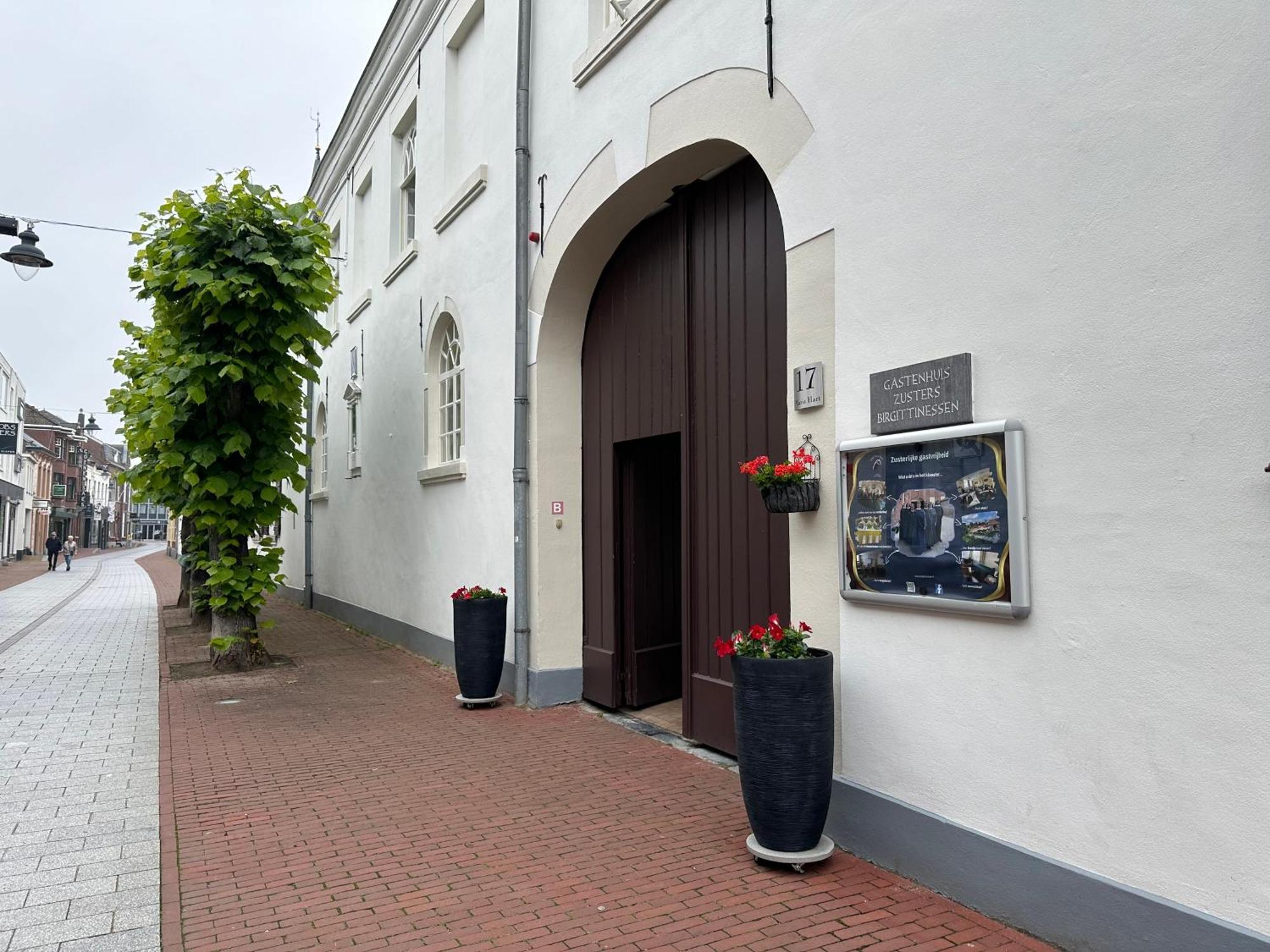 B&B Maria Hart Weert Εξωτερικό φωτογραφία
