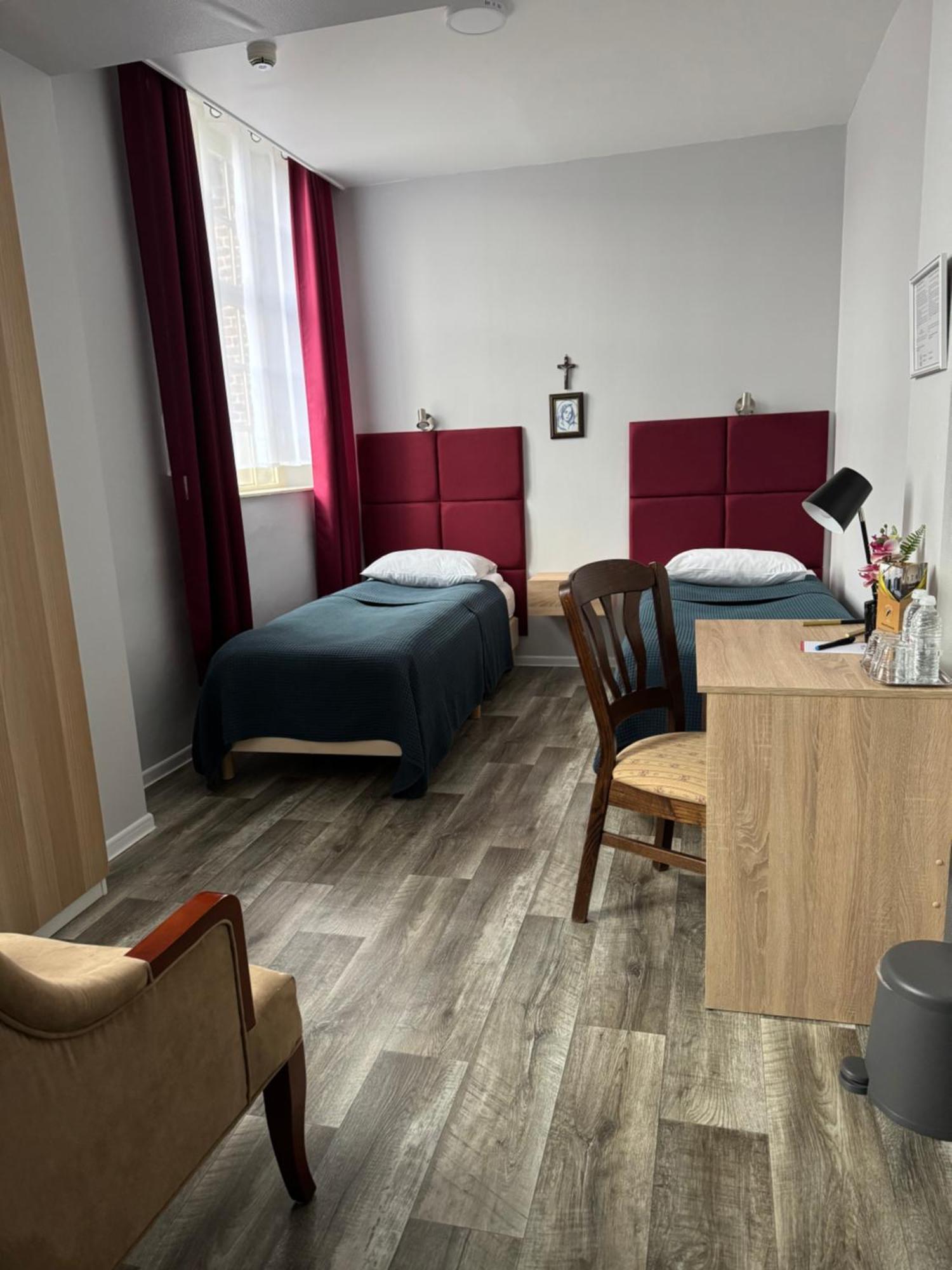 B&B Maria Hart Weert Εξωτερικό φωτογραφία